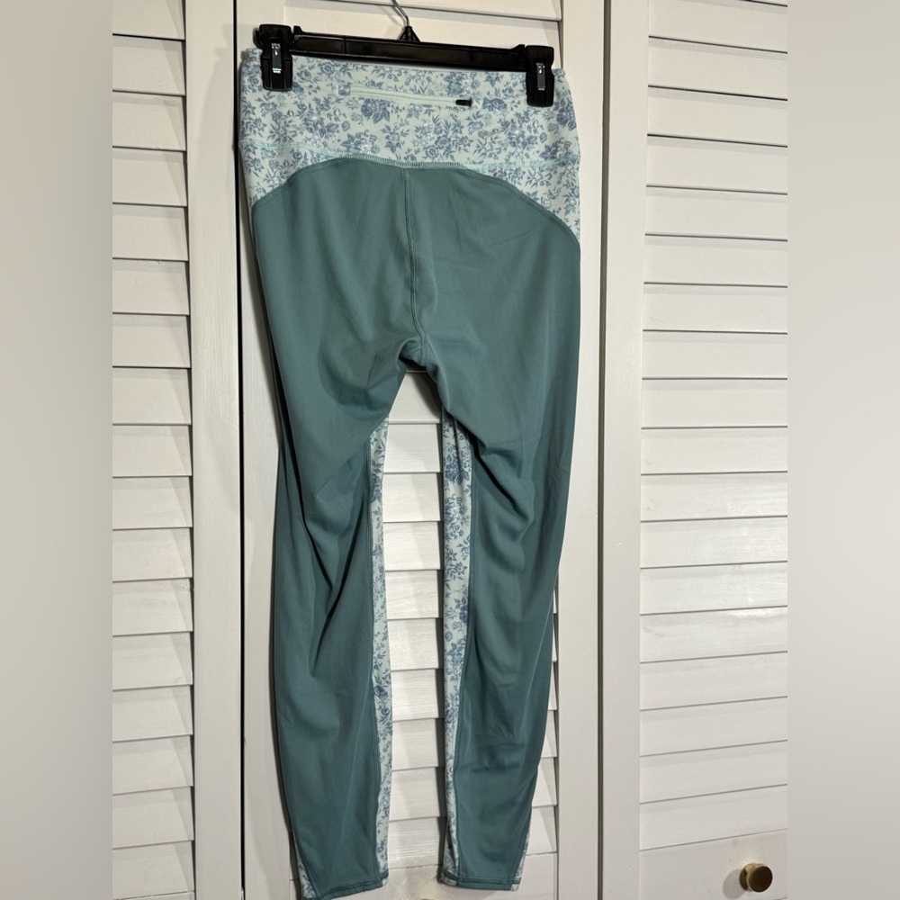 Fair Harbor Bayview Legging Womens Athletic Floral 7/8 Length Leggings Sz Small - Picture 8 of 9